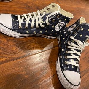 Flower converse NEVER WORN